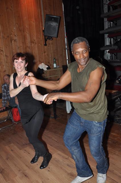 min 2013 12 15 station danse 091